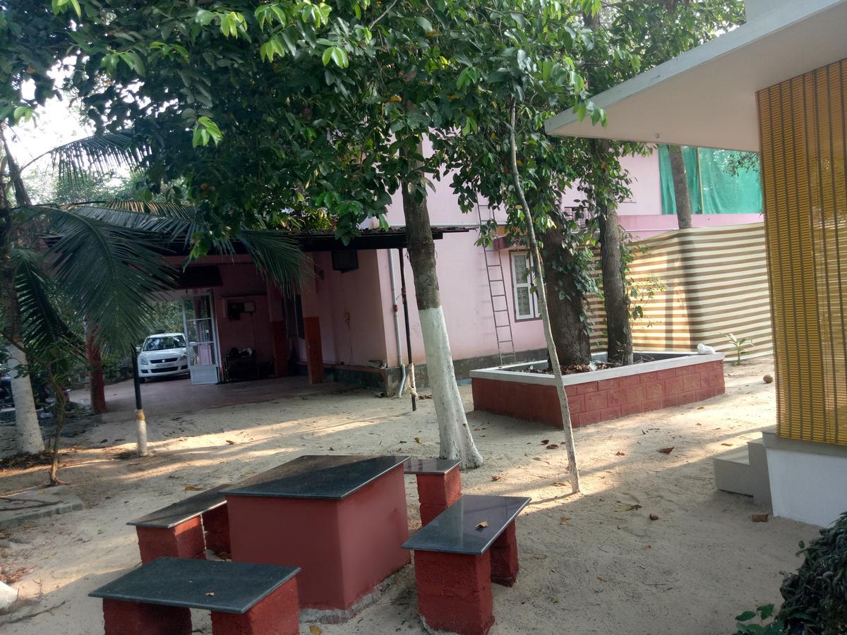 Agape Marari Apartment Mararikulam Exterior photo
